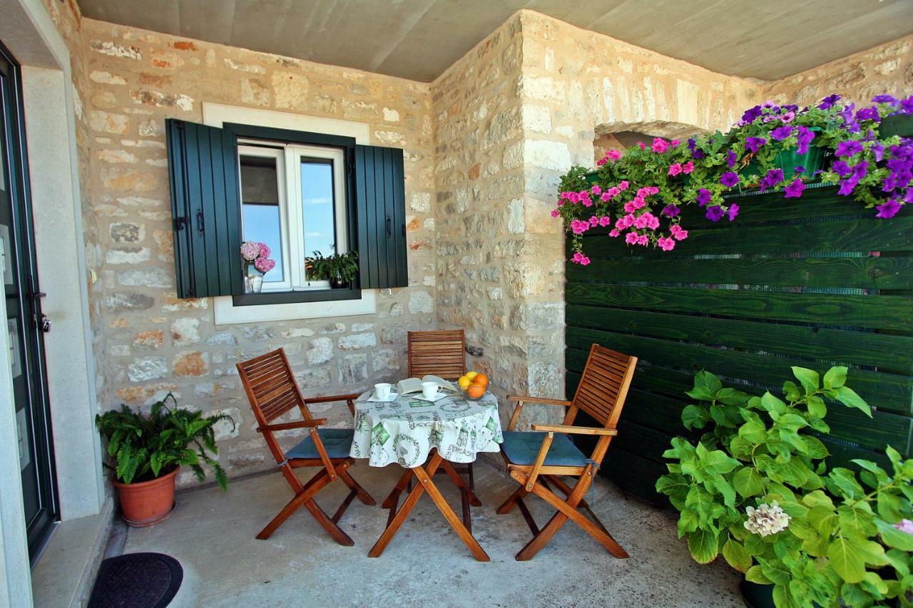 Apartment Igor Supetar Dış mekan fotoğraf