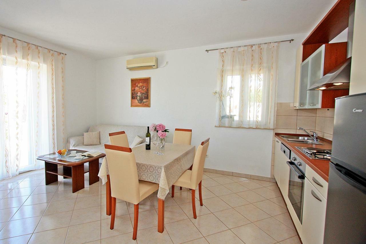 Apartment Igor Supetar Dış mekan fotoğraf